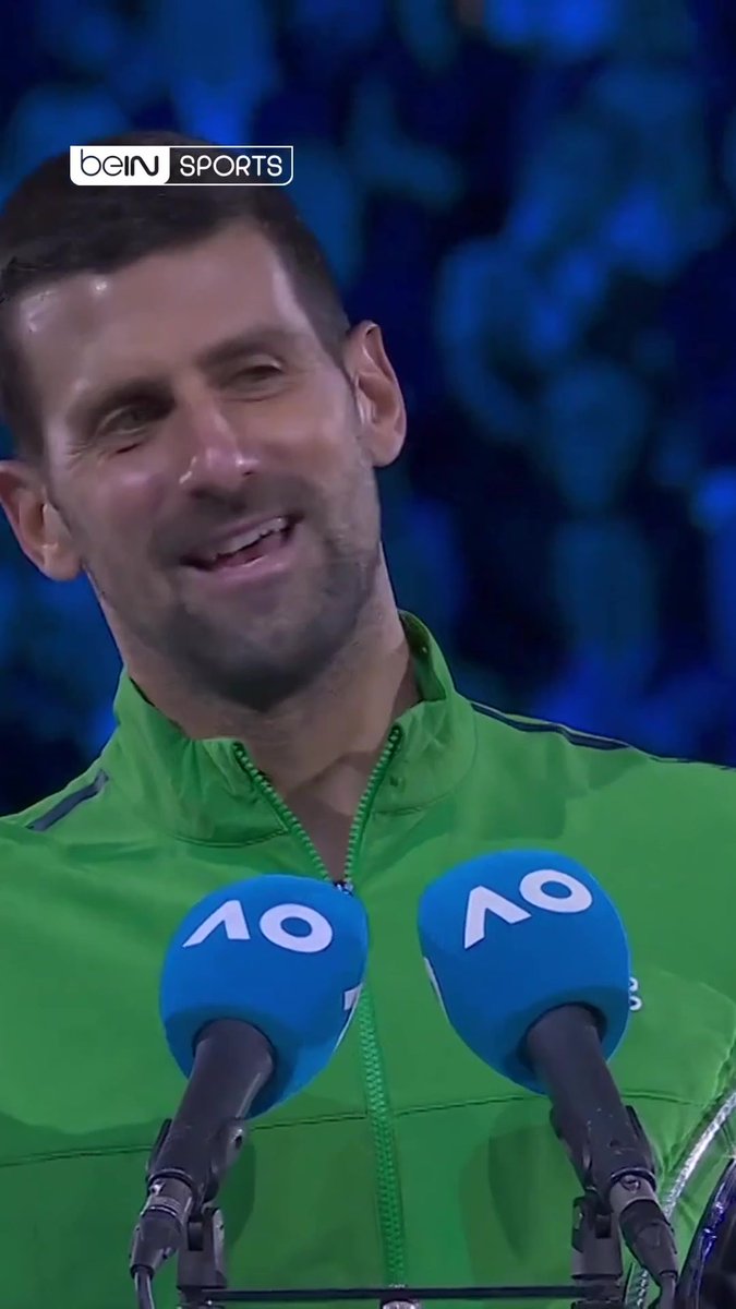 استغل النجم الصربي نوفاك دجوكوفيتش وجود الماتادور الإسباني رافاييل نادال في مدرجات رود لافر أرينا ليوجه له كلمات مؤثرة، بعد خسارته لنهائي بطولة أستراليا المفتوحة للتنس أمام الإسباني كارلوس ألكاراز #بطولة_أستراليا_المفتوحة #AustralianOpen2026 | #AO