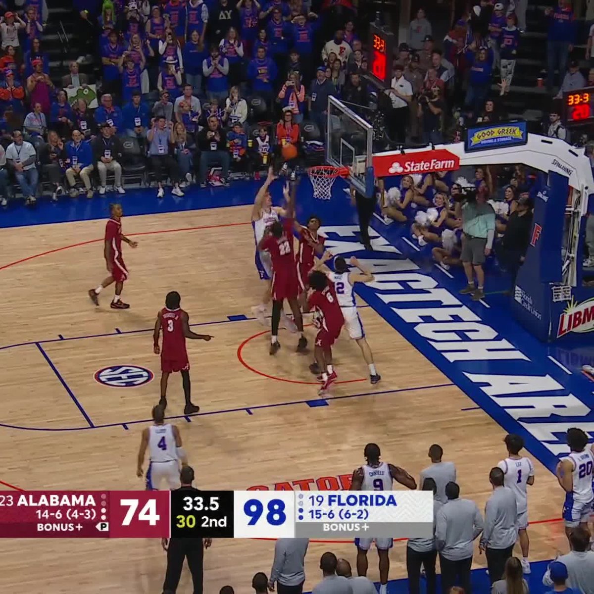 A FRESHMAN … AT 7’9"😳 Freshman Olivier Rioux, the tallest player in college basketball history, puts the exclamation point on Florida's 100-77 win over Alabama.