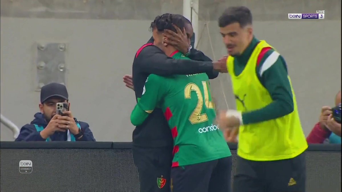زكريا نعيجي يضيف الهدف الثاني لمولودية الجزائر #دوري_أبطال_إفريقيا