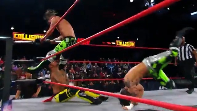 AEW's newest team, The Rascalz, made their highly anticipated debut last night against the speedy team of CRU! Watch the #AEWCollision replay RIGHT NOW on @SportsOnMAX!