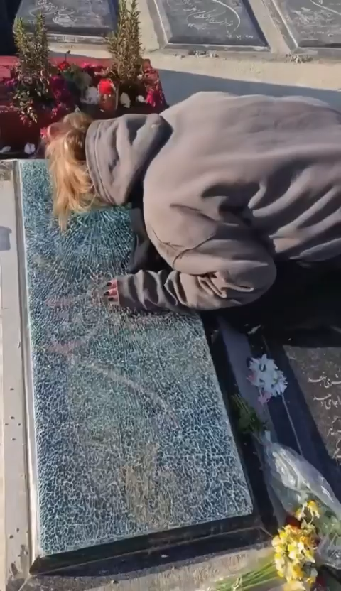 This is the mother of Siavash Mahmoudi, a teenage protester who was shot by forces of the regime in Iran during the 2022 uprising. Now, the same authorities have reportedly destroyed his gravestone. His mother went to visit her son’s grave and found his face and name smashed. They killed her child. Now they are trying to erase his memory. The regime in Iran is so afraid of the truth that it wages war even on the dead.
