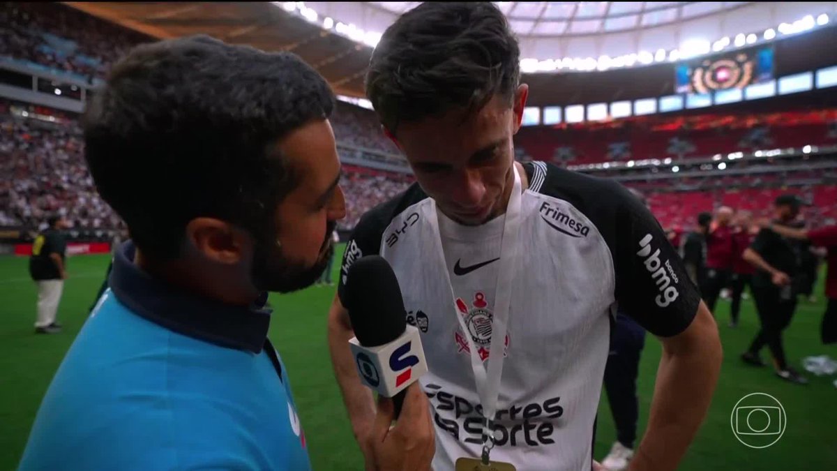 Eu pago um pau pra jogadores que jogam em seu clube do coração.