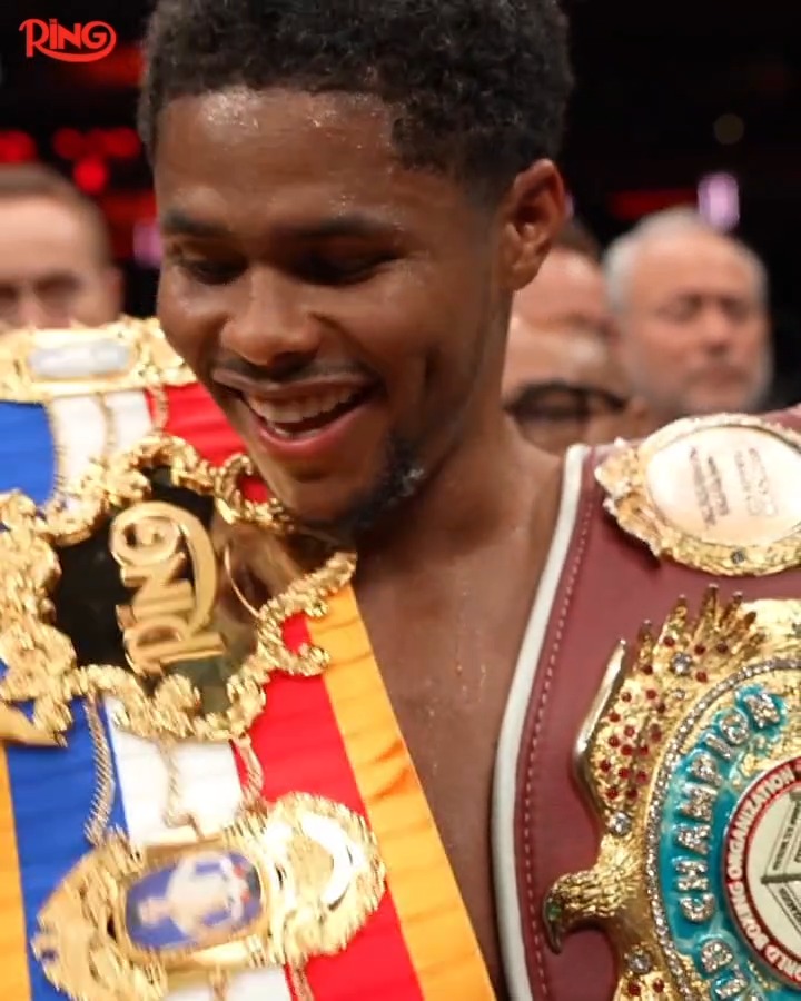 SUPERSTAR STATUS 🤩 Shakur Stevenson and Terence Crawford show love for the new Ring Magazine belt 🏆 The Ring VI | Exclusively on DAZN 🥊