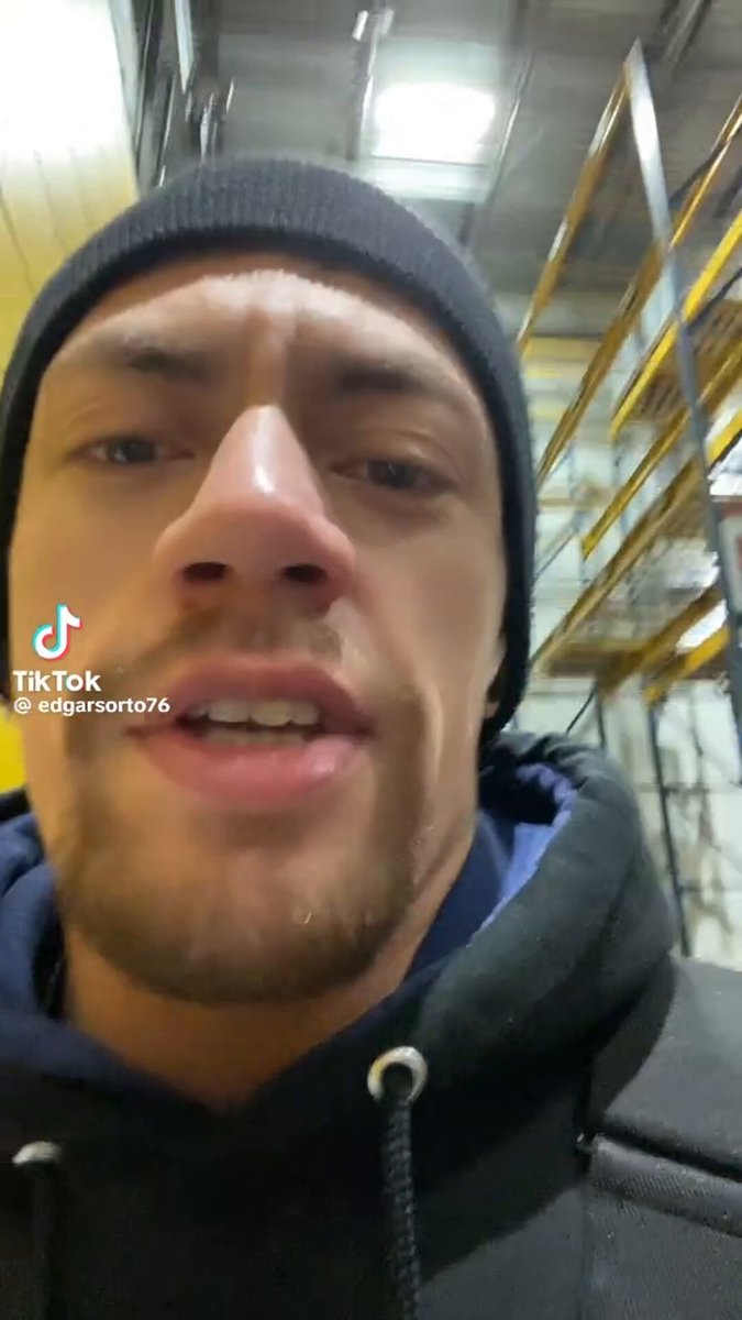 🚨 THEY’RE GASSING YOUR BANANAS - AND IT’S ALL ON CAMERA A man calmly walks through the process on video. “Another day of gassing.” He starts with ethylene gas. Selects the gassing room. "We do gas organic and regular bananas." He dumps the gas liquid. Walks to the control machine. Closes the sealed door. Presses the menu. Turns the gas ON. “And we are gassed.” Industrial-scale chemical exposure done routinely, quietly, and out of sight. Green bananas go in. Yellow bananas come out. Perfectly timed for shelves. It’s so normalized that nobody ever questions it. You really thought the bananas you eat just ripened naturally?