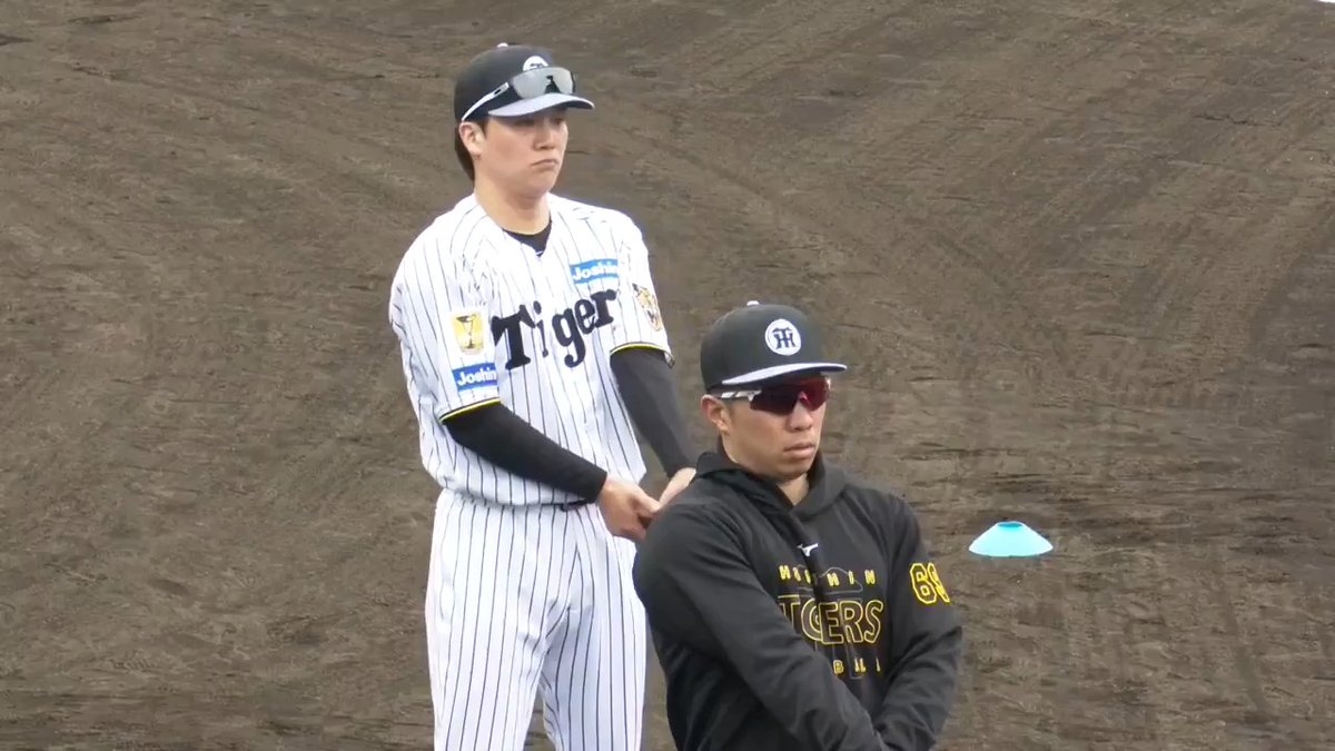 【宜野座】 キャンプ2日目！新戦力の伏見選手、濱田選手も入念にストレッチ！ #hanshin #虎テレ #阪神タイガース #熱覇 虎テレでは春季キャンプをライブ配信