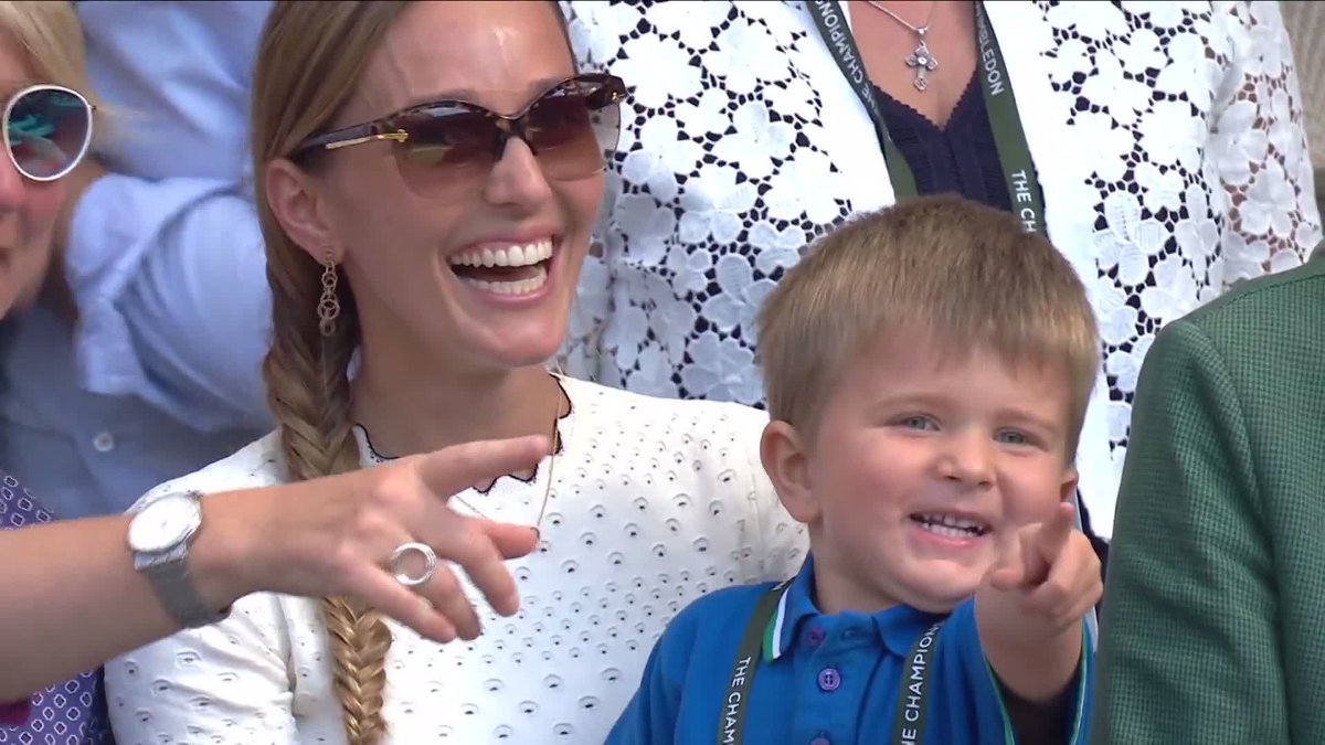 Novak Djokovic: “For the first time in my life, I have someone screaming ‘Daddy! Daddy!’ And it’s that little boy right there.” The moment Novak Djokovic got to celebrate winning Wimbledon with his son Stefan for the first time. ❤️