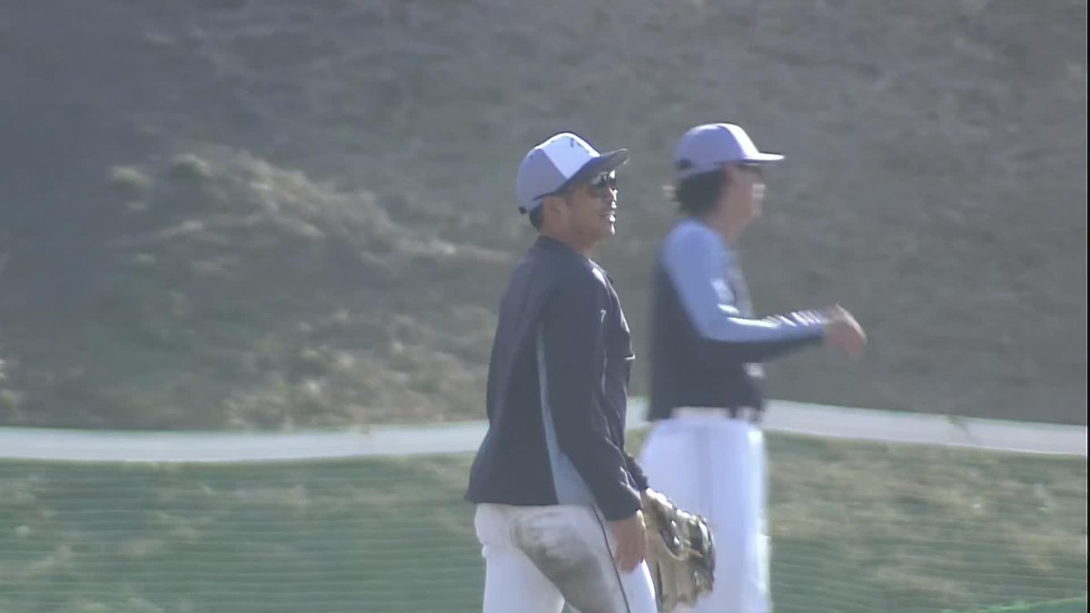 もう既に暖かい気が... 早速見せた熱いガッツ 新加入・桑原将志が外野特守 🌸西武 春季キャンプ #seibulions #だったらDAZN DAZNならキャンプ・オープン戦も！ 今なら初月無料キャンペーン実施中 4/19(日)まで⏩