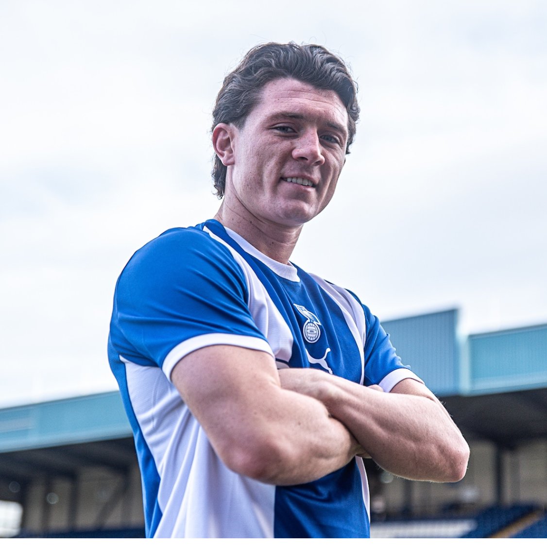 🗣️ Calum knows the qualities he can bring to the group. #oafc Tap to watch in full ⤵️