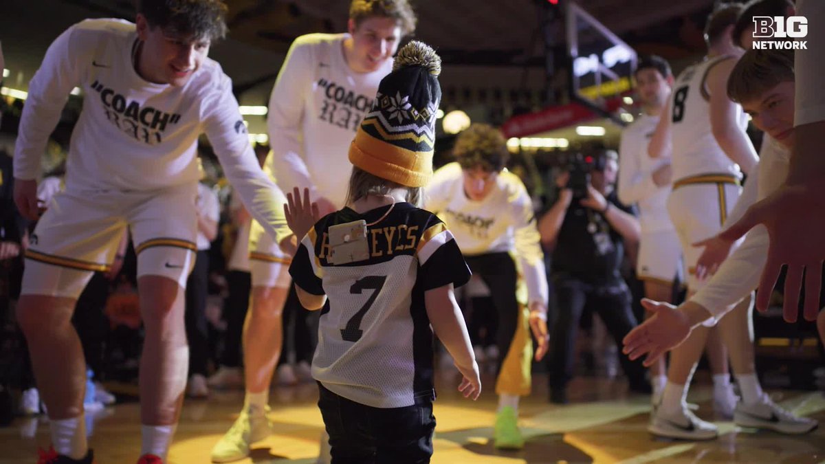 "I think the reason we're in this profession is to try to change the communities that we're in." The Journey spotlights why Coaches vs. Cancer will always be special to Iowa Men’s Basketball coach Ben McCollum 💛 #SuitsAndSneakers x #SuitUp