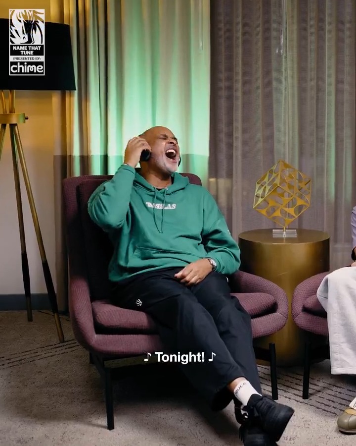 Hitting all the notes 🎶 🤣 Assistant Coach Phil Handy and Ryan Nembhard test their music knowledge in Name That Tune presented by Chime. #MFFL