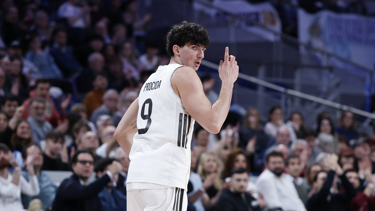 GABRIELE PROCIDA, dejando destellos de su calidad ✨ 🇮🇹 El joven italiano fue el gran protagonista en la victoria del Real Madrid Basket ante el Casademont Zaragoza, firmando 1⃣8⃣ puntos y 2⃣4⃣ de valoración 💥 | #LigaEndesa
