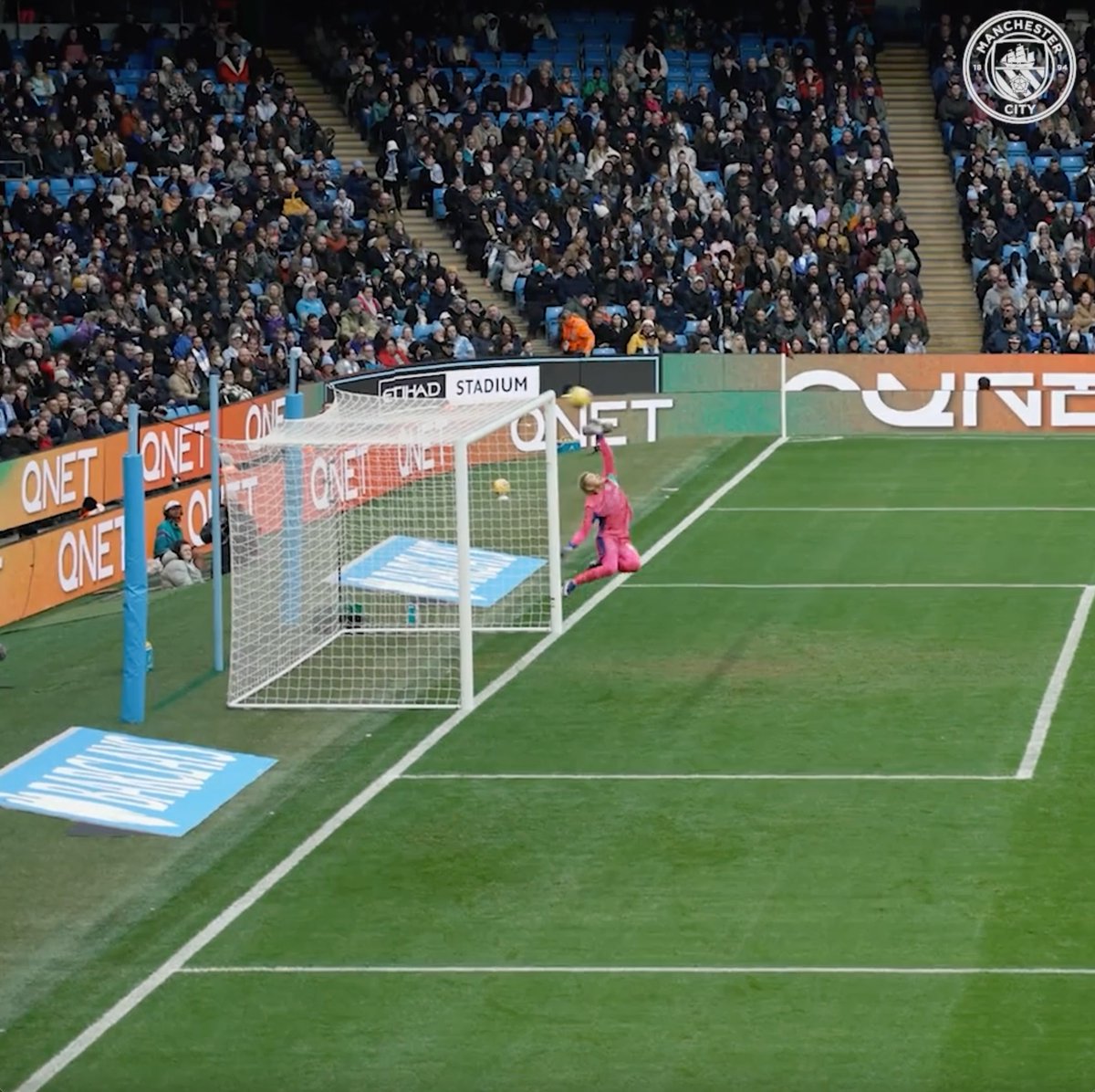 Big save, Yama! 😤 Take a look behind the scenes of our 5-1 win over Chelsea in the latest episode of Inside Matchday 🎥 Watch the full episode here ▶️