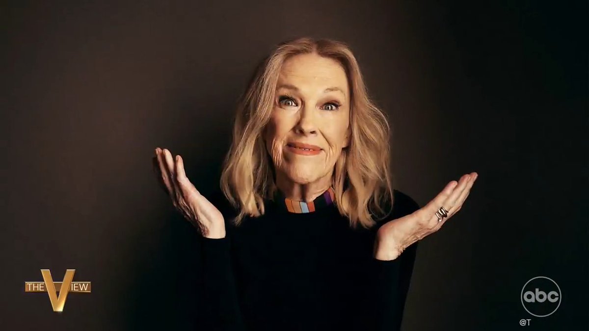 'The View' remembers comedy icons Catherine O'Hara and Demond Wilson: "They're up there laughing and making the angels, and everyone else, laugh." ❤️