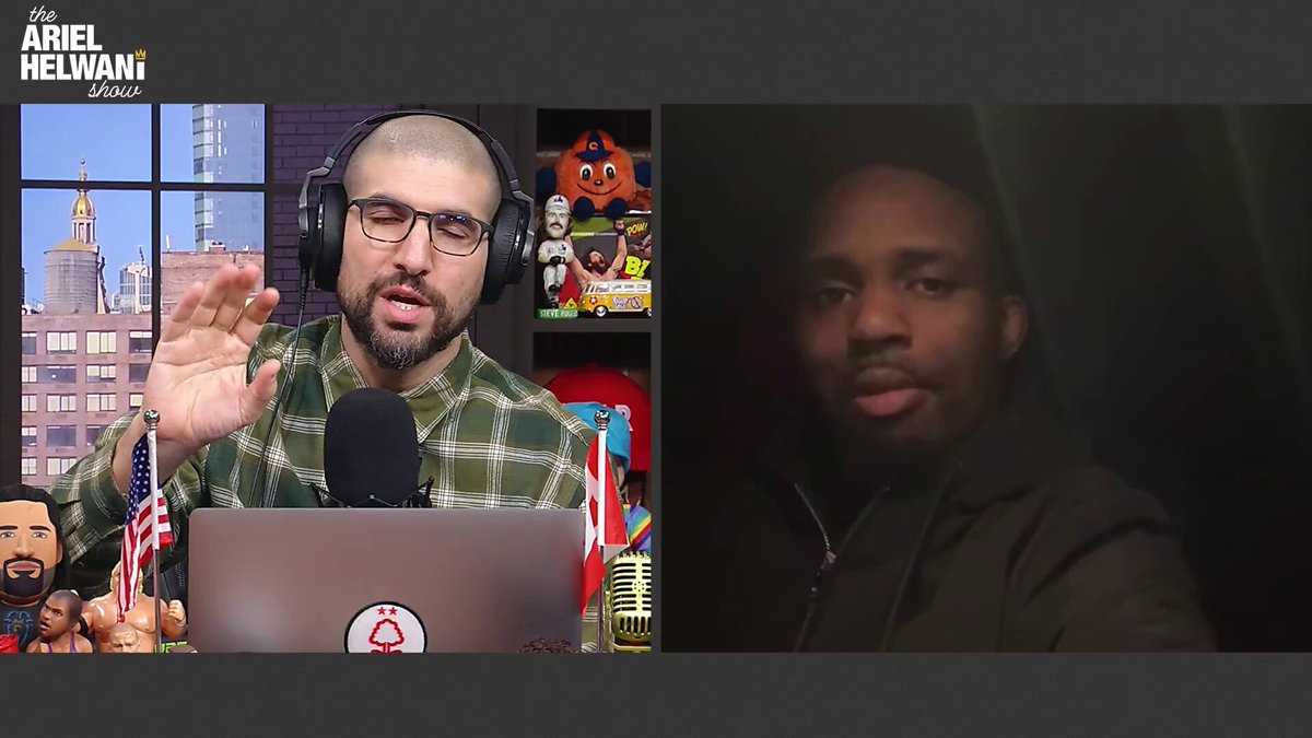 Lerone Murphy weighs in on Volk x Lopes 2 👀 “I think everybody knew what was going to happen in that fight. It should have been me. I really believe that Father Time catches up with everybody, and I think if I was in there, I would have gotten the job done. That’s no disrespect to Volk—a great fighter, obviously on top for a reason—but I’ve seen a lot of things in there that I would have been doing.”