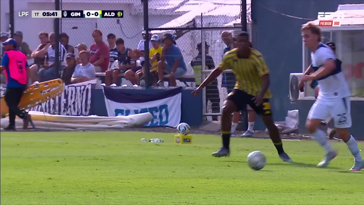¿A QUÉ CAÑO TE HIZO ACORDAR? Hermoso lujo de Steimbach ante Villarreal en el partido entre Gimnasia y Aldosivi en el #TorneoApertura. 📺 ESPN Premium | Suscribite al Pack Fútbol