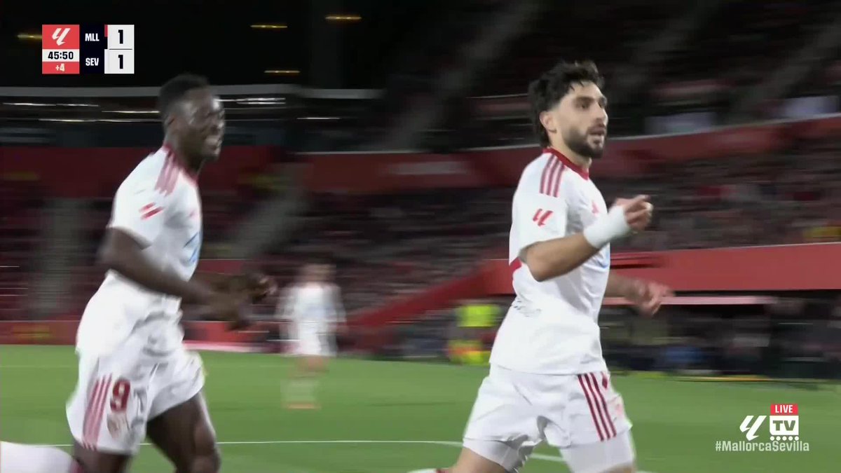 Neal Maupay making a mark on his debut! 👏 A brilliant strike for his first Sevilla goal ⚪🔴 𝑃𝑟𝑒𝑠𝑒𝑛𝑡𝑒𝑑 𝑏𝑦 SBK | 18+ | 𝑃𝑙𝑒𝑎𝑠𝑒 𝐺𝑎𝑚𝑏𝑙𝑒 𝑅𝑒𝑠𝑝𝑜𝑛𝑠𝑖𝑏𝑙𝑦