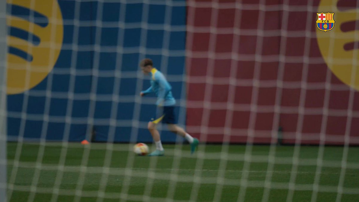 All day with the ball at his feet 😍
