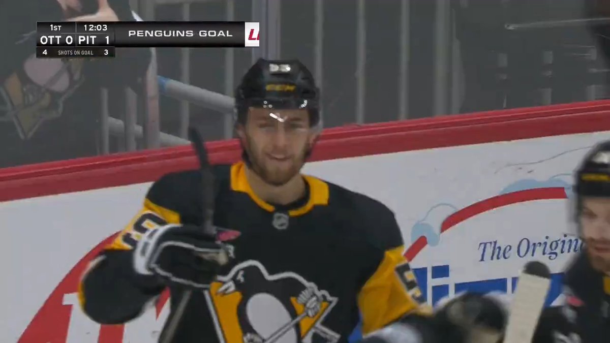 THRIVING IN THE BLACK AND GOLD 🐧 Egor Chinakhov has nine points (7G-2A) in 16 games since he joined the Penguins.