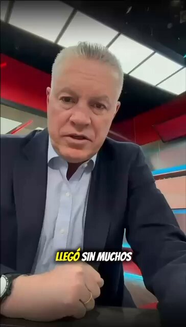 Mientras se acomodan las piezas en América…
