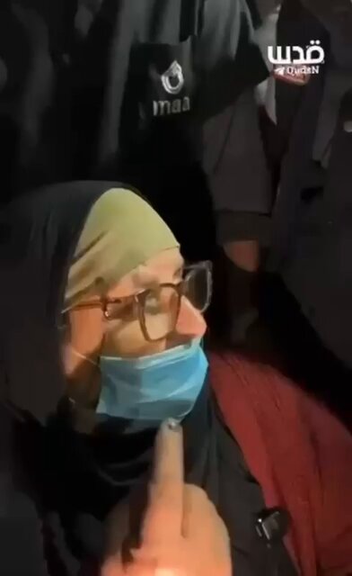 ⚡️An elderly woman who returned to the Gaza Strip via the Rafah crossing: members of the Abu Shabab collaborators group “detained” me and handed me over to the Israeli army for interrogation.