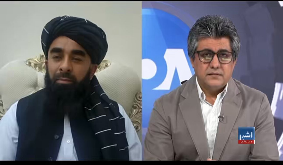 په فیسبوک کې مې د Said Sulaiman Ashna صاحب او زبیح الله مجاهد پخوانې وډیو مخته راغلل او بحث یوځل بیا راته ډیر جالبه شو! زبیح الله مجاهد ته چې آشنا صاحب وایي تاسي ولي داسي کوئ؟ مجاهد ورته وایي “په جمهوریت کې ولي داسي کېدل؟” آشنا صاحب بیا پوښتنه ترې کوي چې ولي مو دومره ظالمانه چاپه اچولې؟ مجاهد وایي چې څوک به دین نپوهیږي خبري دي نکوي! دین او چاپه!!!! یعني که د طالب په دین نپوهیږی د چاپې پوښتنه مکوی! ما په سپیسونه کې تر هرچا ډیر د طالبانو د ټیټ رتبه کسانو سره بحث کړی، که تاسي اوریدلی وي نو تاسي ووایاست چې د هغوی د خبرو او د زبیح الله مجاهد د خبره ترمنځ څه توپیر دی؟