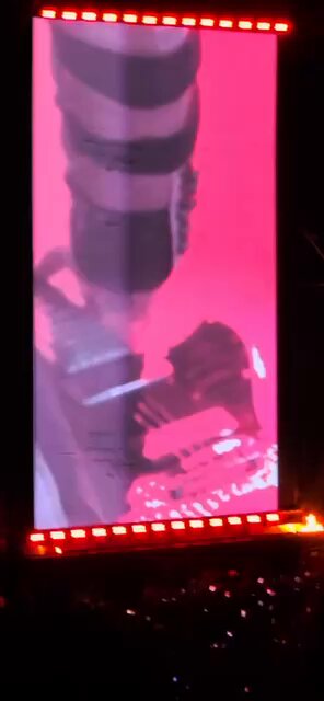 ENCONTRÉ LO QUE GRABÉ DE FRANK INUNDANDO EL HURACÁN DE LECHE HACIENDO GEMIR LAGUITARRA VIVA LA PATRIA