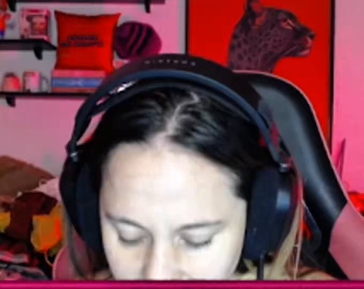 jenny prioli responde a seguidor o por que não faria react de harry potter em live