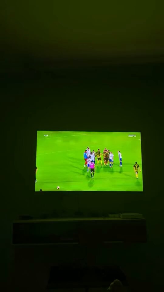 Es fácil hablar y dar palo gratuitamente…pero vean las imágenes…NACHO no hizo NADA! No me gustan las injusticias. No pongo excusas y ésto no tiene nada q ver con el resultado del partido, pero las cosas son cómo son, y SIEMPRE voy a defender lo q creo q hay q defender!
