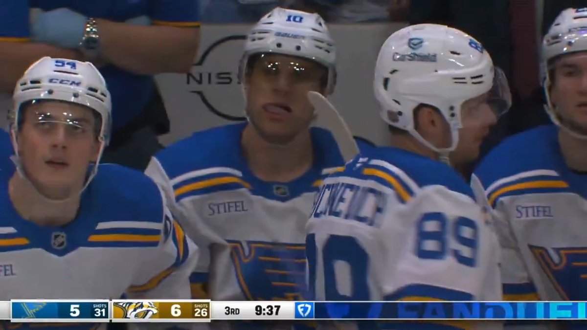 STEVEN STAMKOS SCORES AGAIN 🚨 THE PREDS LEAD 6-5 AFTER TRAILING 5-1, THE BLUES ARE STUNNED 🤯