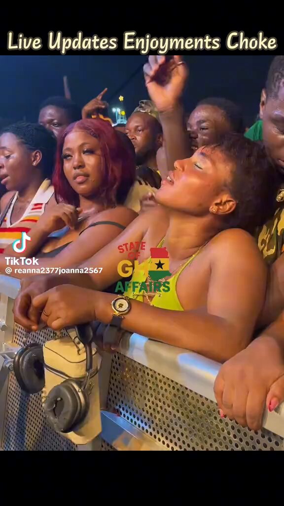 Concert front row is always hottt 🔥 The last part 😂