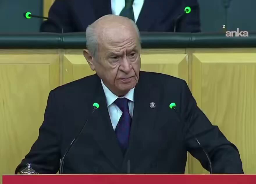 Devlet Bahçeli grup toplantısı konuşmasında; “Anadolu huzura, Öcalan umuda, Ahmetler makama ve Demirtaş yuvasına dönünceye kadar kararımız nettir.” dedi.
