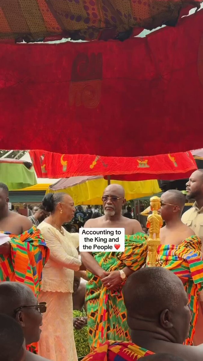 A King at the height of Nation Building. He didn't only give lands, he also gave them money to relocate all affected traders in his Kingdom. A King and more 🥰