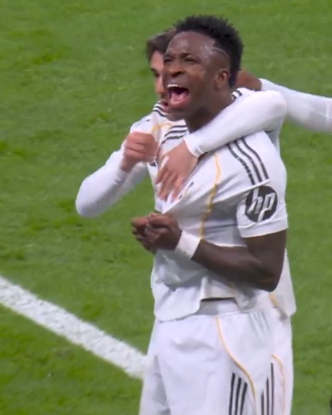 🤍 ¡𝗦𝗨𝗣𝗘𝗥 Vini Jr.! Real Madrid C.F. | LALIGAHighlights