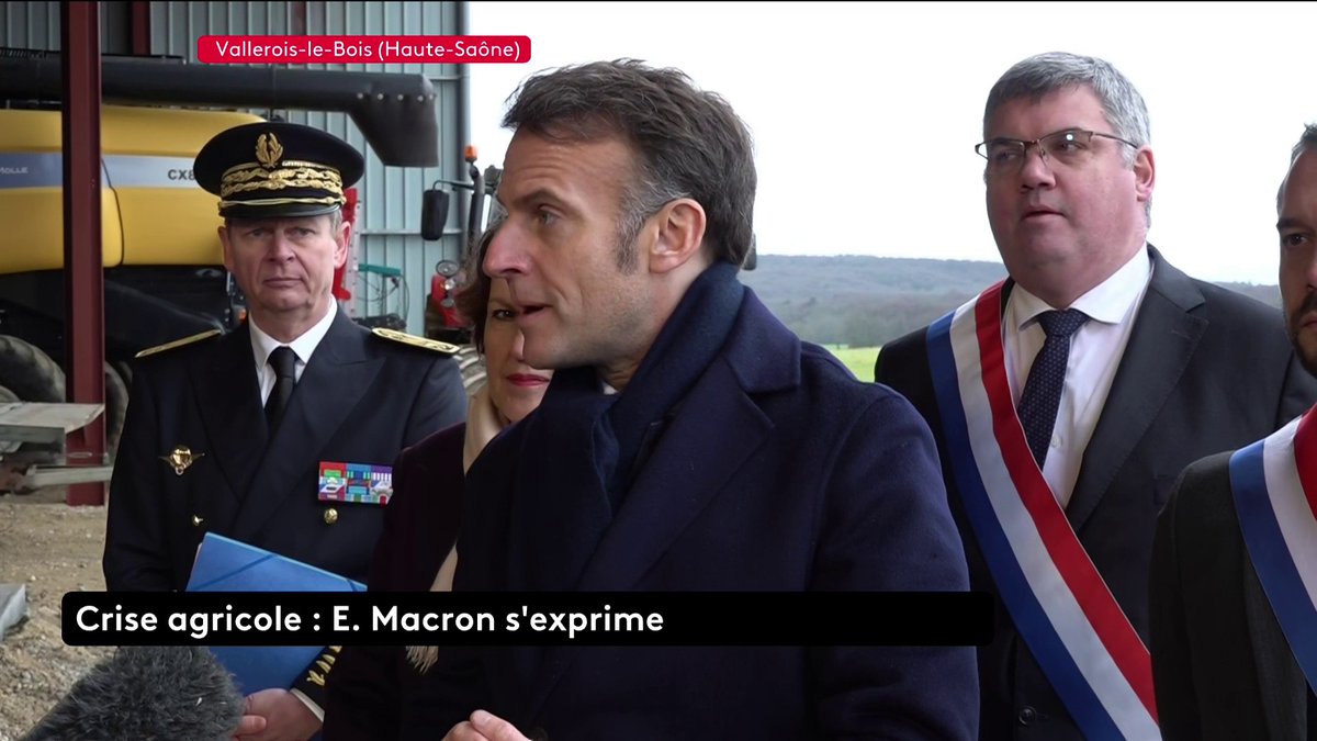 🔴 🗣 Agriculture : "On va se battre dans les mois qui viennent autour de trois grands objectifs : produire (...), préserver (...) et protéger, détaille Emmanuel Macron. #canal16