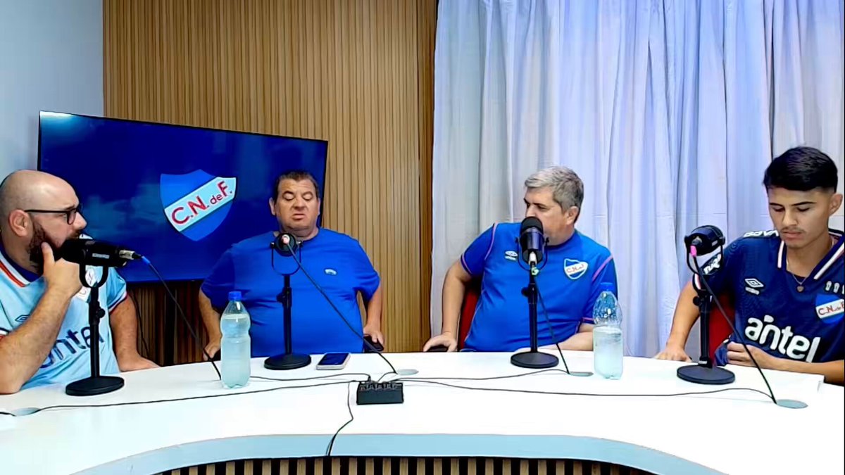 💬 "Estamos demasiado impacientes. Todo lo que veníamos gozando estos dos meses, lo queremos tirar por la borda, y dicen que Jadson se juega el puesto. Así es difícil construir un club" Flavio Perchman en DecanoTV 👉
