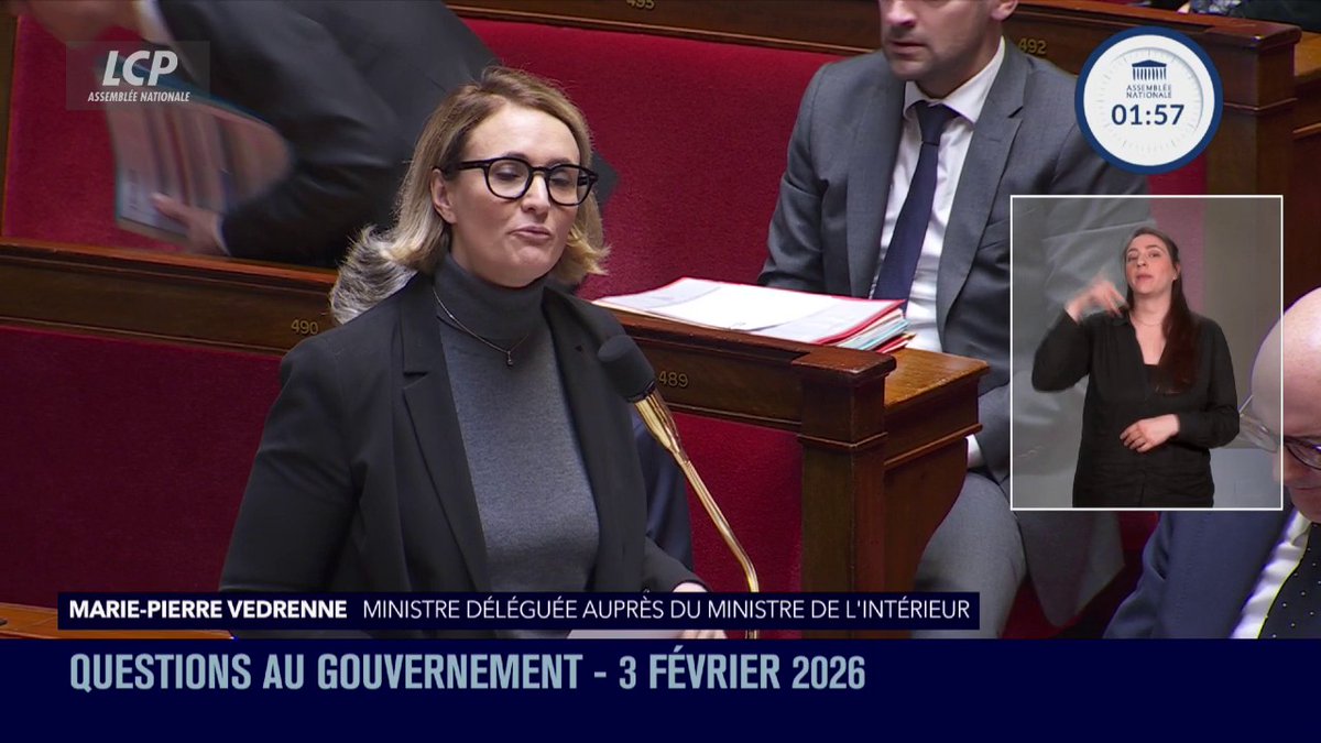 "Nous ne sommes pas dans la France Orange mécanique et notre pays n'est pas devenu un coupe-gorge à ciel ouvert", dément Marie-Pierre Vedrenne, qui fait valoir "une réponse pénale plus ferme". #QAG #DirectAN