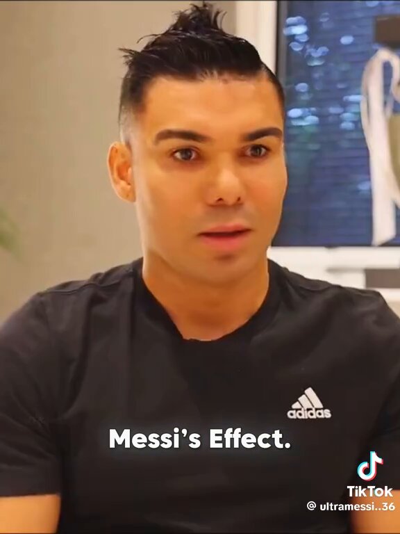 This is one of the greatest DMs in the history of the game and he's talking about Messi like the monster under his bed djxnxjsnxkzn