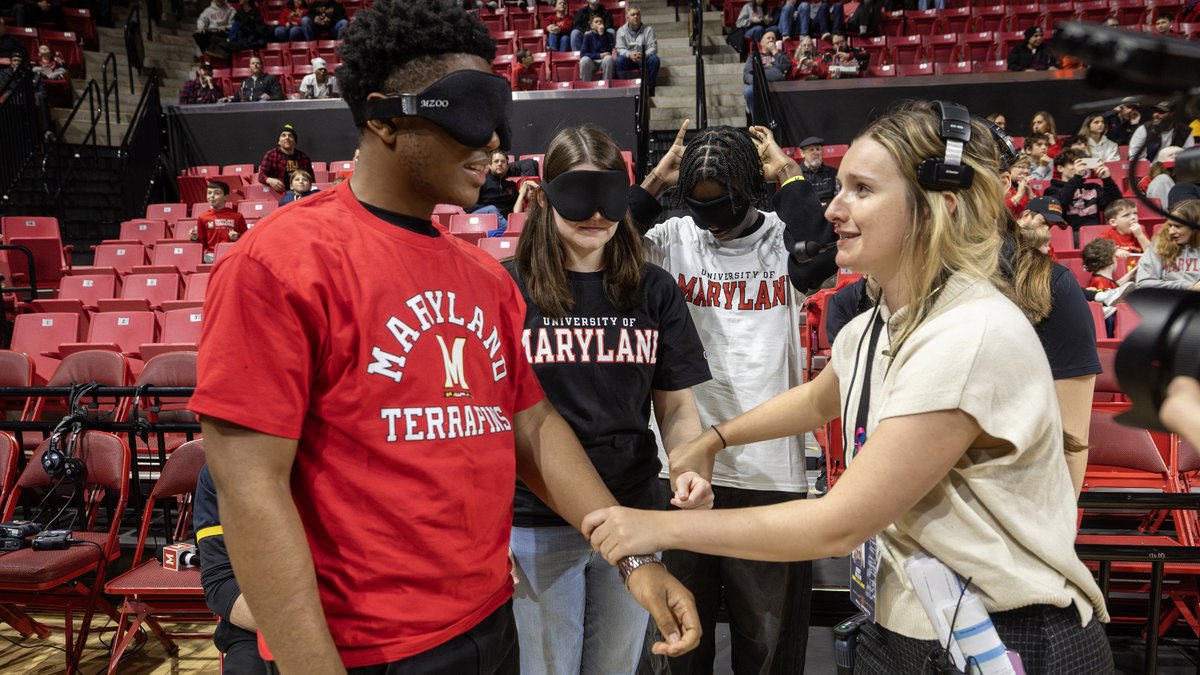 What started as a trip to a @terrapinhoops game for three high school seniors ended with an unforgettable surprise that they're #NowATerp Class of 2030! 🐢 Congratulations to Kingsley, Joseph and Laura as well as all of our recent early action admitted students!