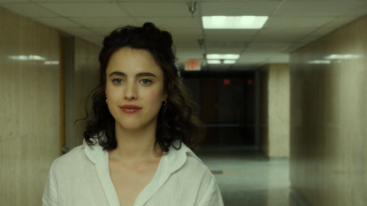 lesbians pay attention, this is how you flirt. HONEY DON'T is now streaming on netflix