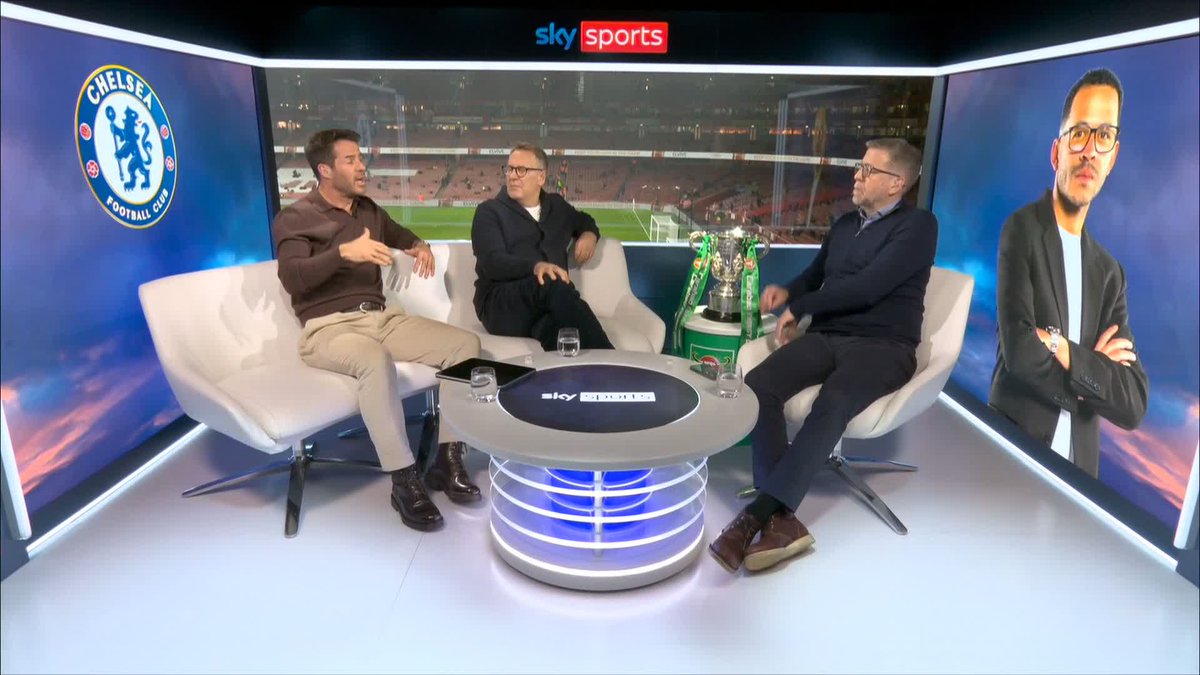 Jamie Redknapp reveals whether playing three at the back is a bold move from Liam Rosenior 👀
