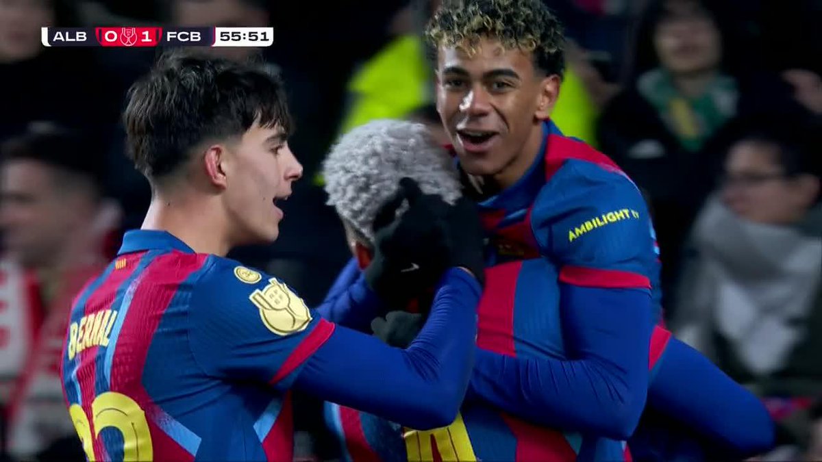 Barcelona doubles their advantage through Ronald Araujo!