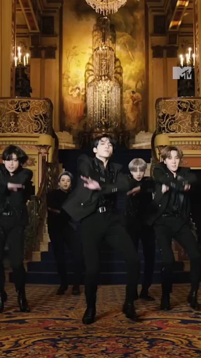 Peço todos os dias pro comeback do BTS_official acontecer logo 🙏💜 #MTVMúsica #BTS