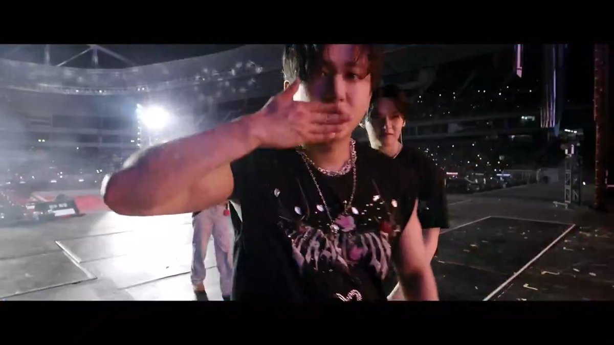 No solo es el concierto. 🖤 Es el lado íntimo del backstage, una conexión real con Stray Kids. 🔥 Vive Stray Kids: The dominATE Experience, 5 de febrero, solo en cines. #StrayKids #dominATE #The_dominATE_Experience #YouMakeStrayKidsStay