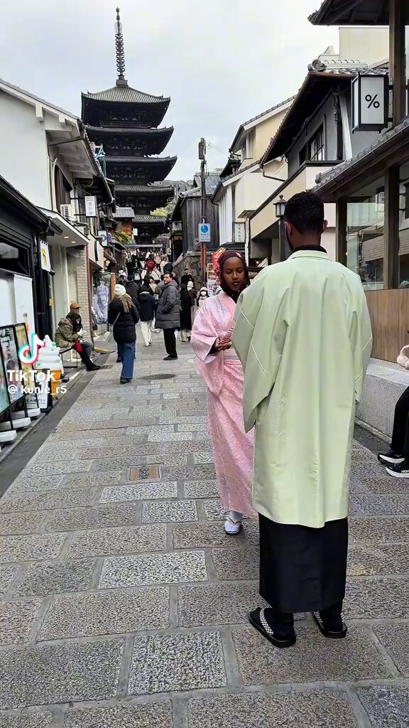 Reminds me of my own trip to Japan. The Japanese people were so kind and welcoming me to and both my sisters. Forever will love ❤️ Japanese people ♥️