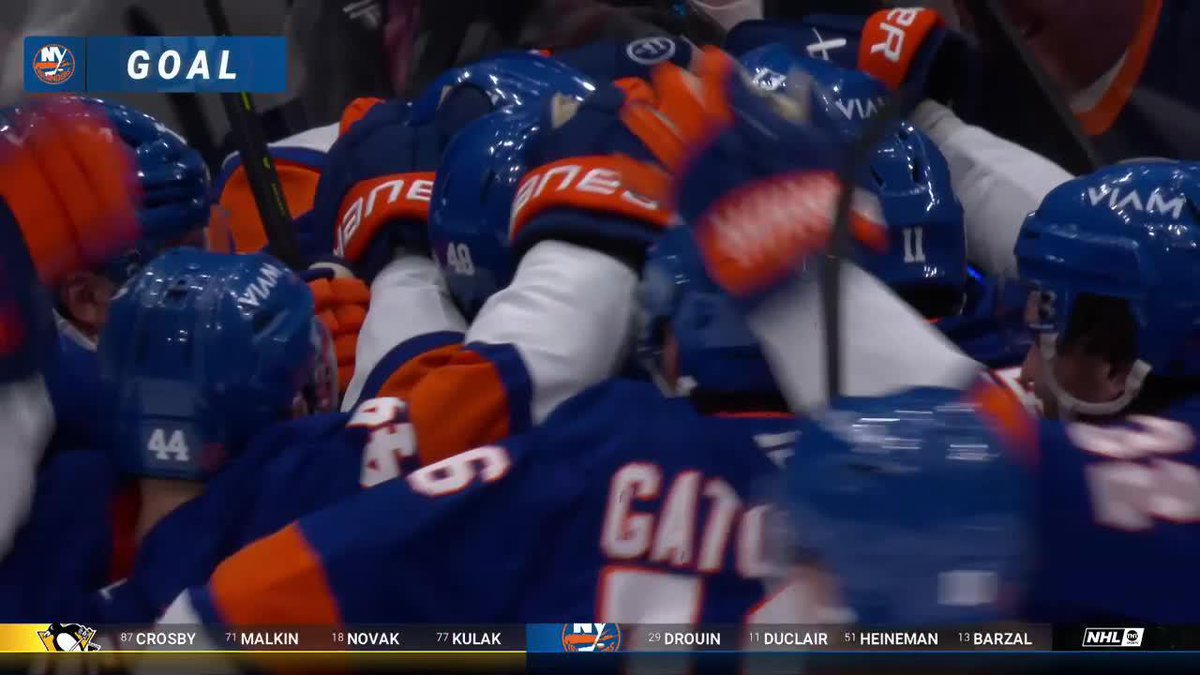 KULAK WHIFFS AND THEN HORVAT SCORES ON A BREAKAWAY 😱🚨