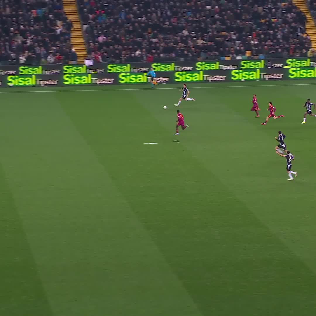 🚨🇳🇬 Maduka Okoye’s last minute save against Roma 🔥🤯