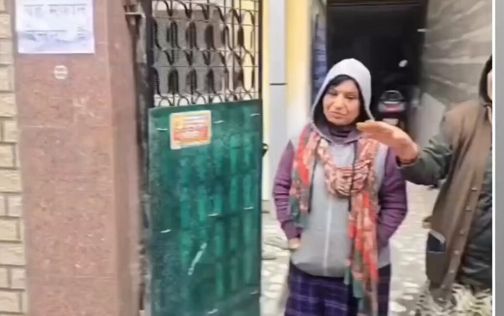 One Muslim family VS an entire Hindu colony. 35+ Hindu families claim that single Muslim household is forcing dozens of them to leave their homes. > Repeated harassment towards women > Meat bones thrown into homes > Robberies