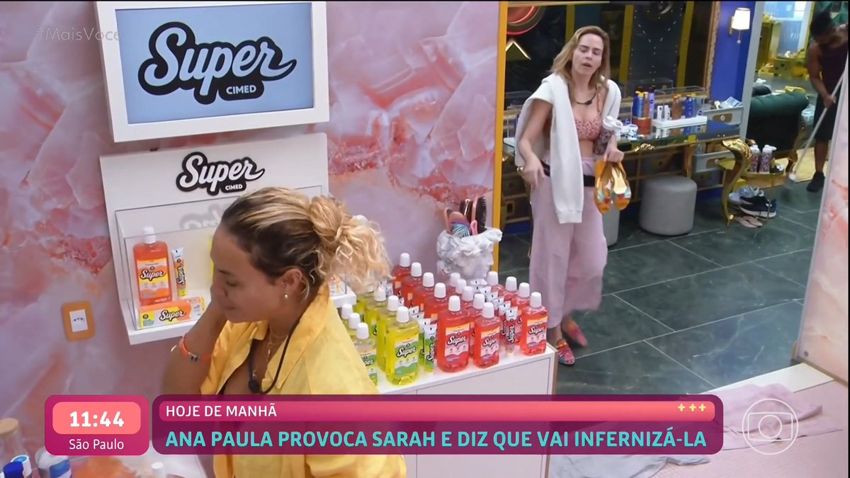 a manhã começou FERVENDO no #BBB26 👀 Ana Paula acordou com tudo e teve treta com a Sarah 🔥 #RedeBBB #MaisVocê