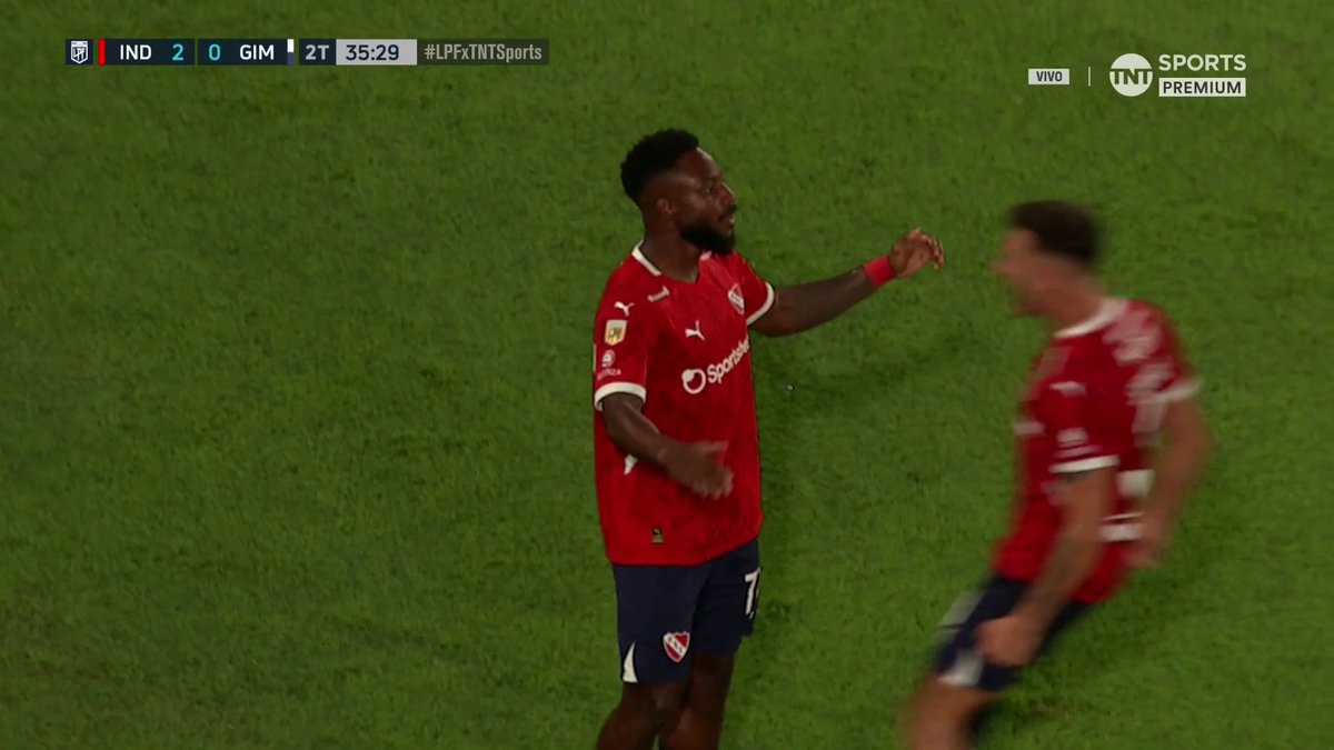 Antes aparecía otro jugador en ese sector…