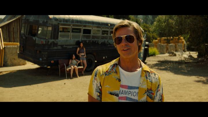 Ir a un campamento hippie y encontrarte con Margaret Qualley, Mikey Madison, Sydney Sweeney, Maya Hawke, Dakota Fanning y Victoria Pedretti. Cosas de Tarantino. #EraseUnaVezEnHollywood